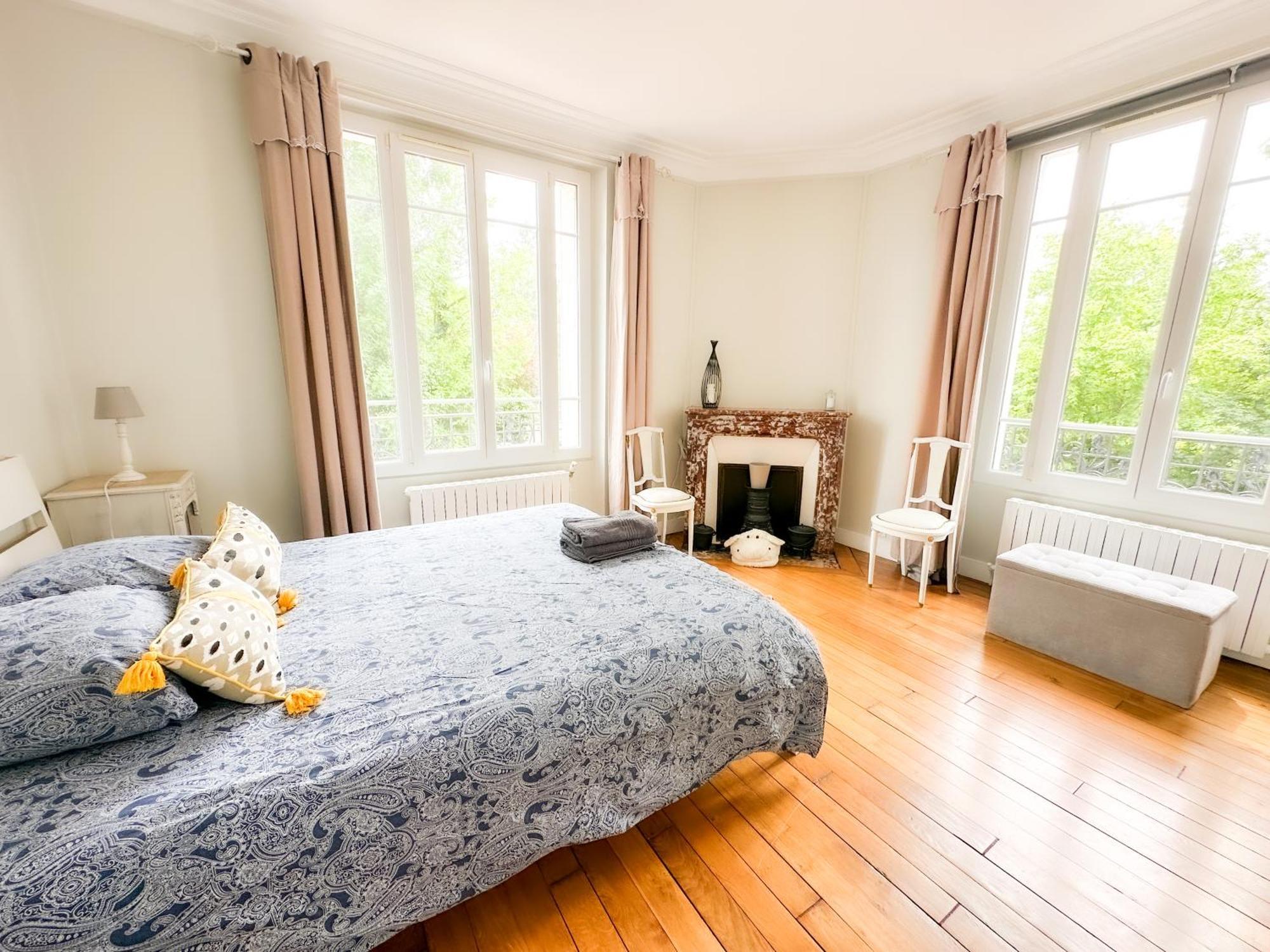 Superbe Appartement Proche Disney Quincy-Voisins ภายนอก รูปภาพ